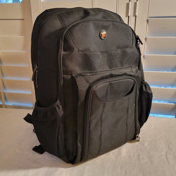 Targus Corporate Traveller Backpack with Advanced Laptop Drop Protection - Picture 2 of 15
